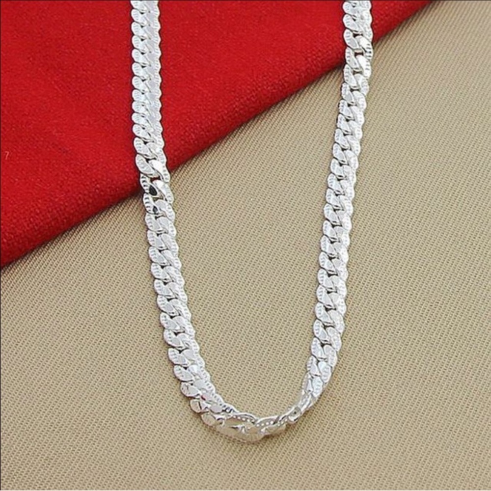Silver Plated snake necklace/chain - Picture 5 of 8